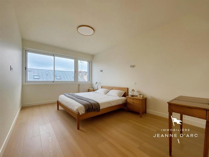 Appartement - 91 m² - 3 pièces