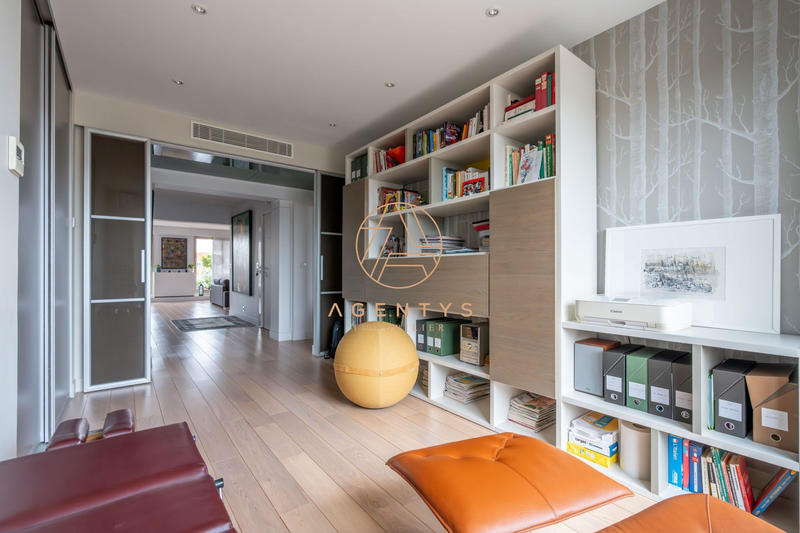 Appartement - 139 m² - 5 pièces