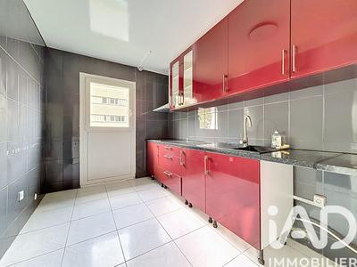 Appartement - 70 m² - 4 pièces