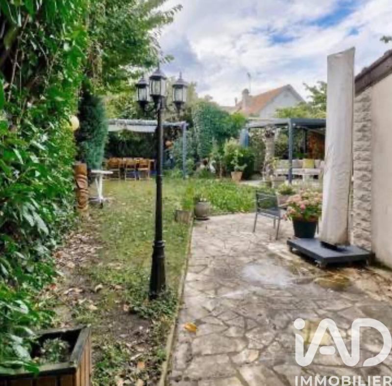 Maison - 168 m² - 6 pièces