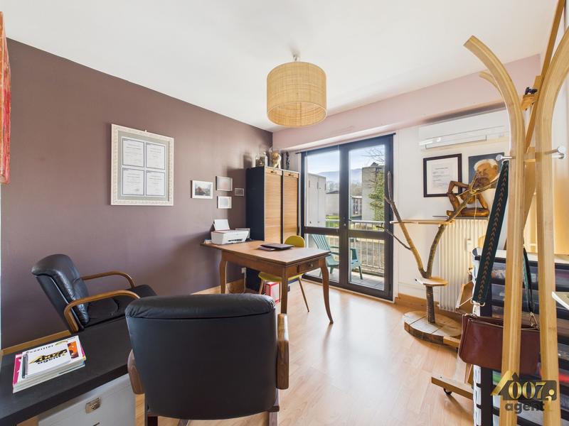 Appartement - 83 m² - 4 pièces