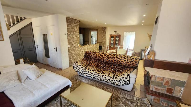 Maison - 130 m² - 6 pièces