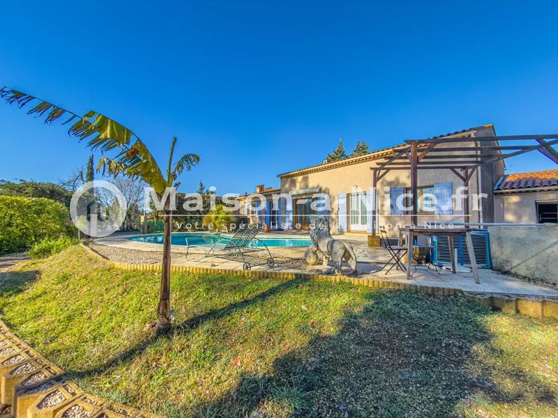 Maison - 171 m² - 6 pièces