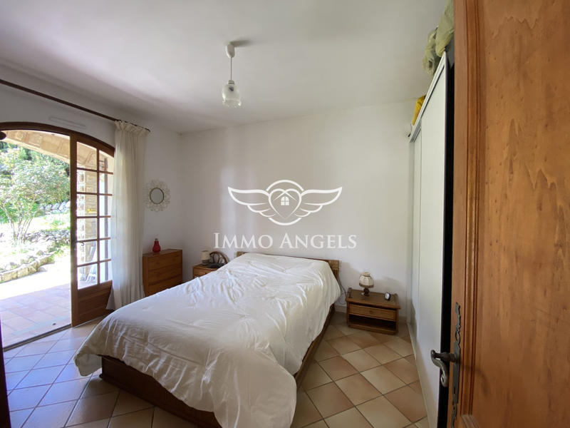 Maison - 213 m² - 7 pièces