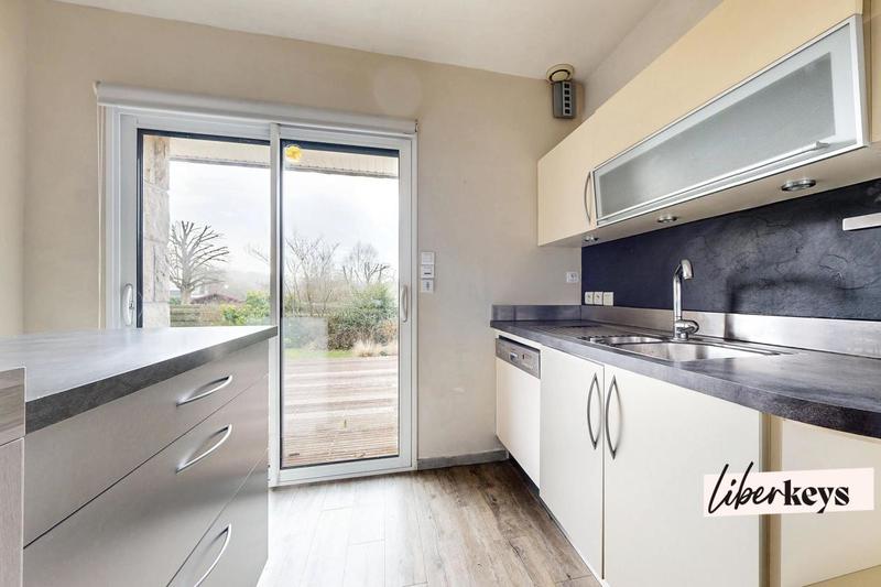 Propriété - 175 m² - 13 pièces