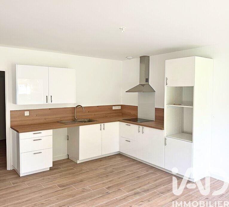 Maison - 93 m² - 4 pièces