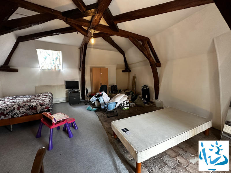 Maison - 95 m² - 4 pièces