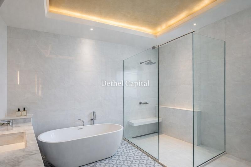 Appartement - 102 m² - 4 pièces