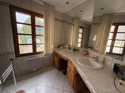 Maison - 190 m² - 6 pièces