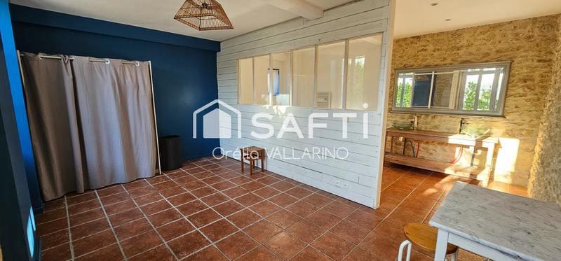 Maison - 202 m² - 8 pièces