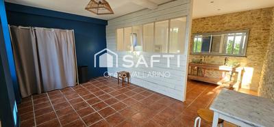 Maison - 202 m² - 8 pièces