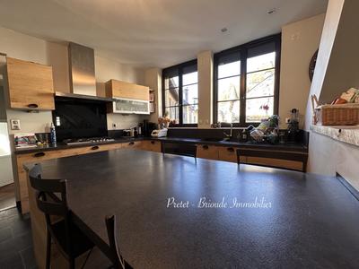 Appartement - 108 m² - 5 pièces