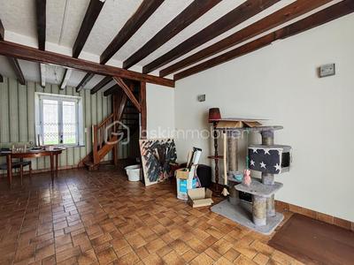 Maison - 104 m² - 4 pièces