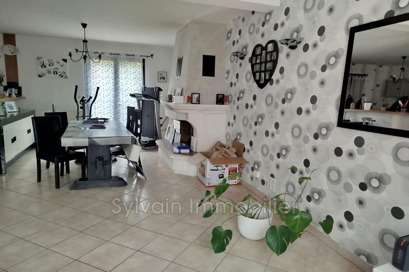 Maison - 115 m² - 5 pièces