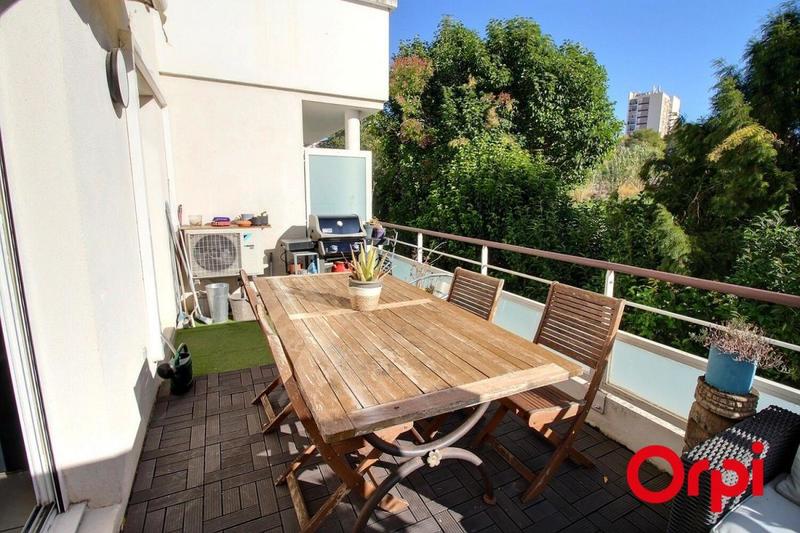 Appartement - 82 m² - 4 pièces