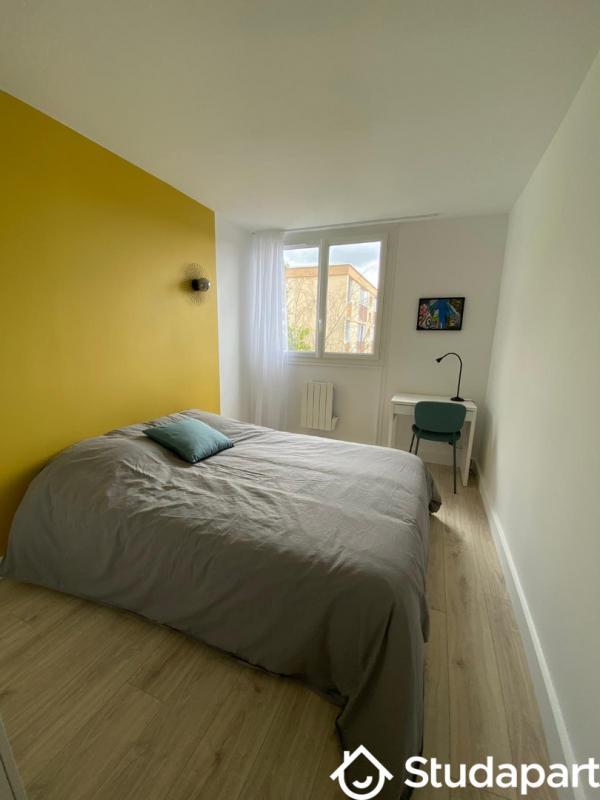 Chambre - 10 m² - 1 pièce