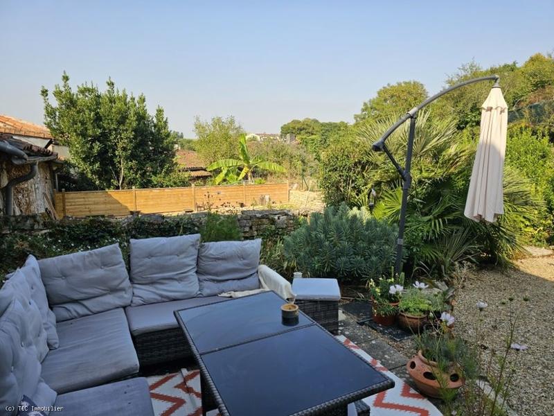 Maison en pierre - 108 m² - 4 pièces