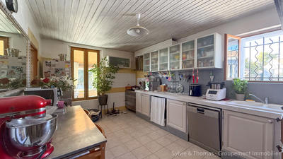 Maison - 179 m² - 6 pièces