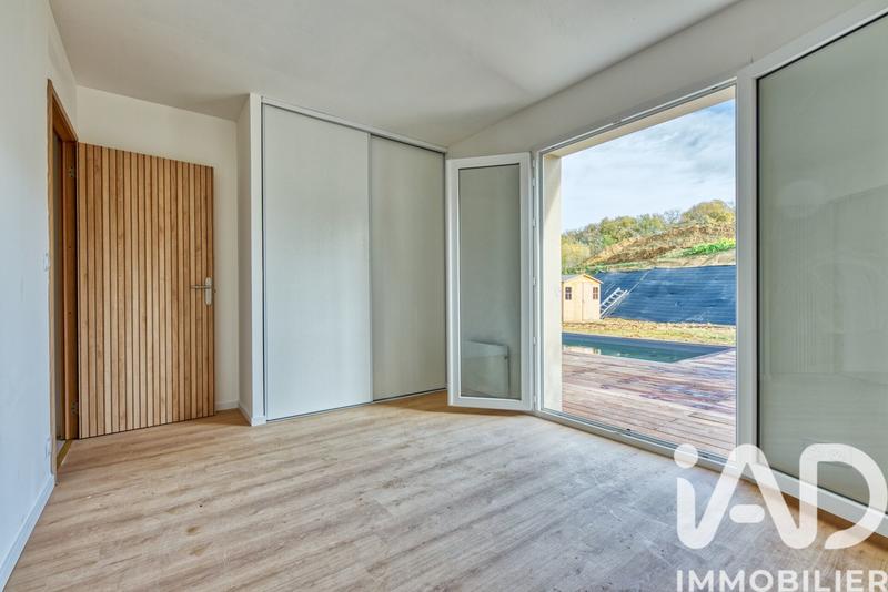 Maison - 122 m² - 5 pièces