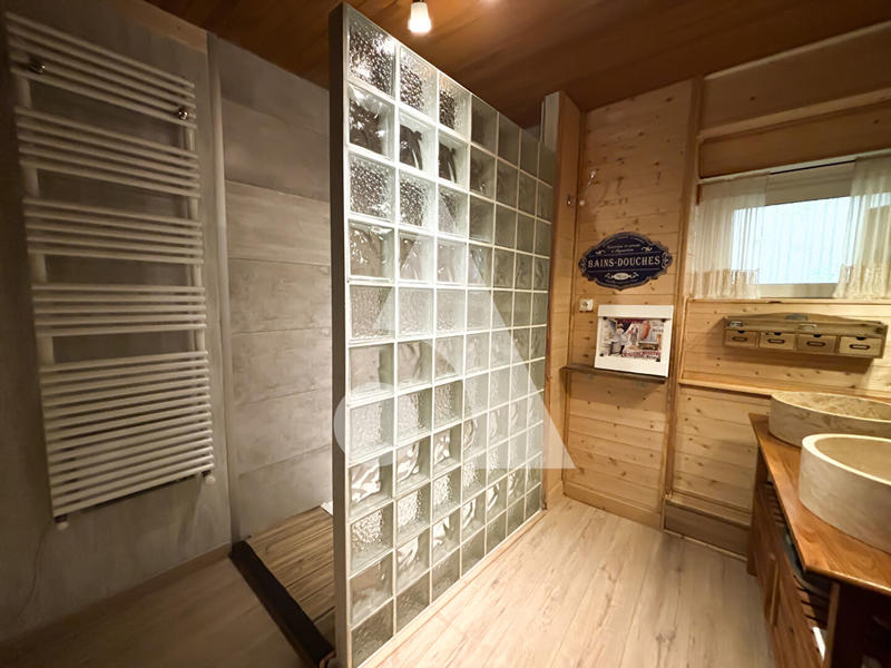 Maison - 143 m² - 6 pièces