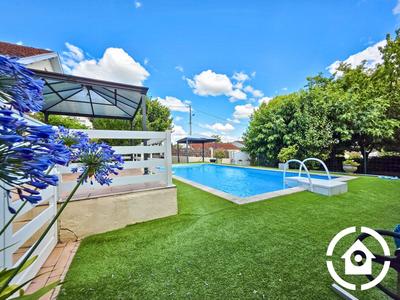 Maison - 160 m² - 5 pièces