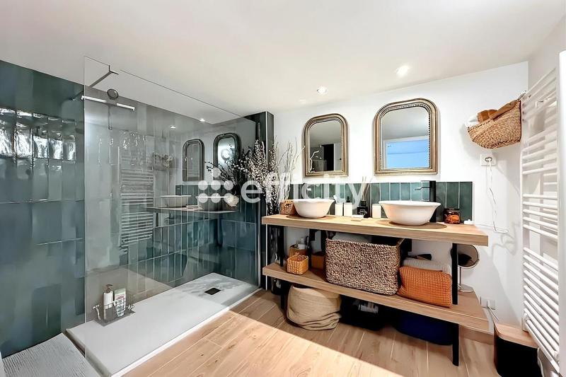 Appartement - 89 m² - 3 pièces