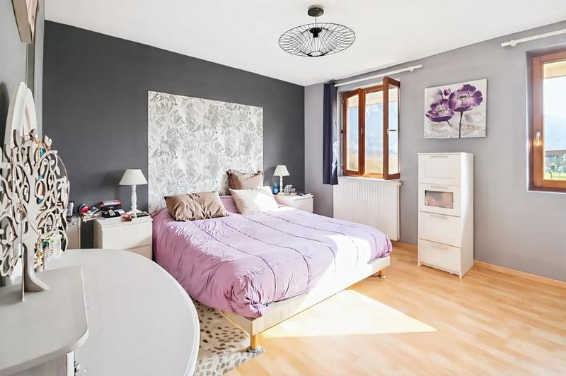 Maison - 230 m² - 5 pièces