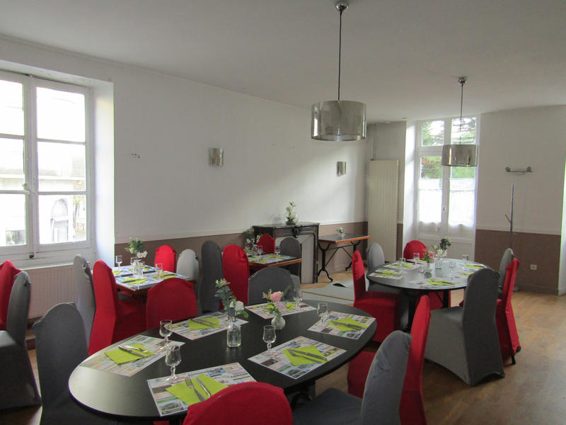 Fonds de commerce - Magasins - 220 m²