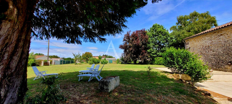 Maison - 190 m² - 8 pièces