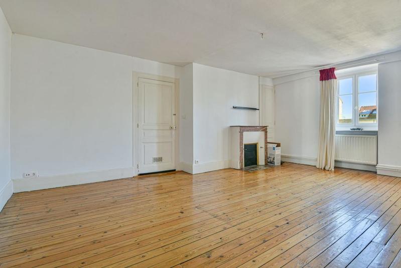 Appartement - 101 m² - 4 pièces