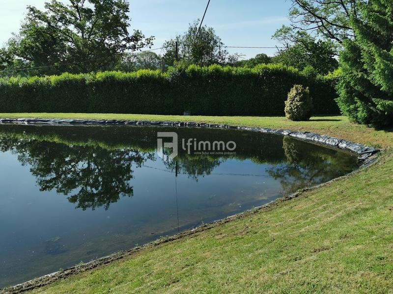 Maison - 225 m² - 11 pièces