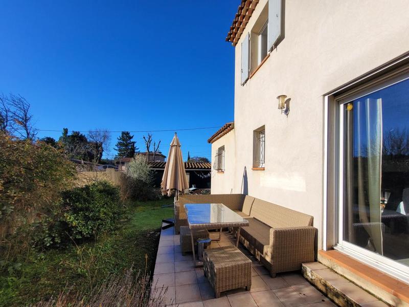 Maison - 87 m² - 4 pièces