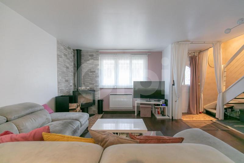 Maison - 102 m² - 5 pièces