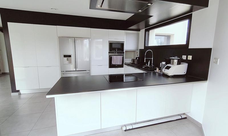 Maison contemporaine - 156 m² - 7 pièces