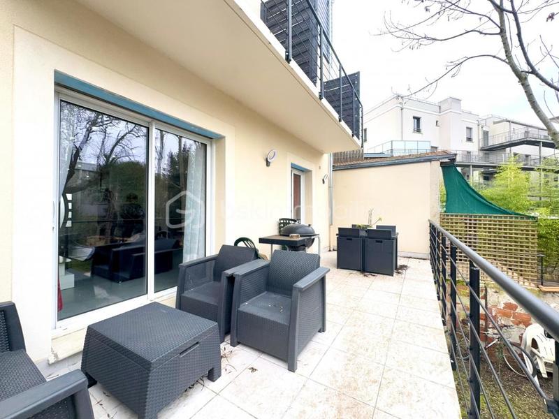 Immeuble - 160 m² - 7 pièces