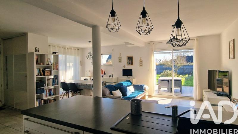 Maison - 80 m² - 5 pièces