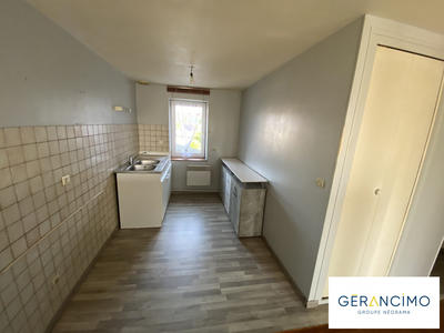 Appartement - 90 m² - 3 pièces