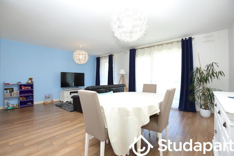 Appartement - 81 m² - 3 pièces