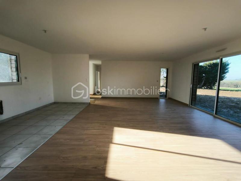 Maison - 91 m² - 4 pièces