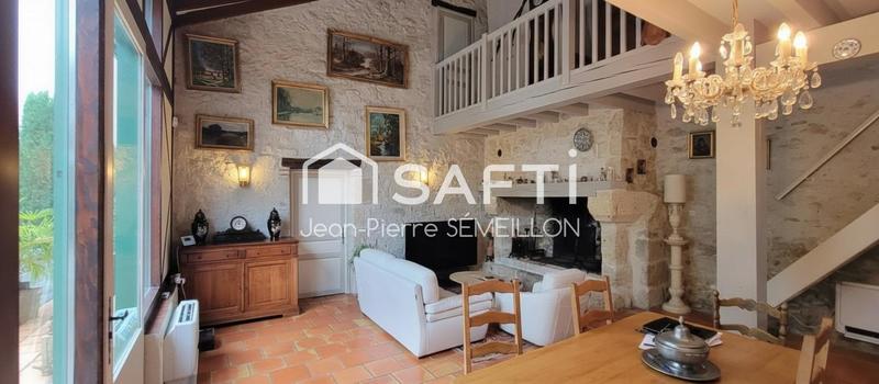Maison - 219 m² - 8 pièces