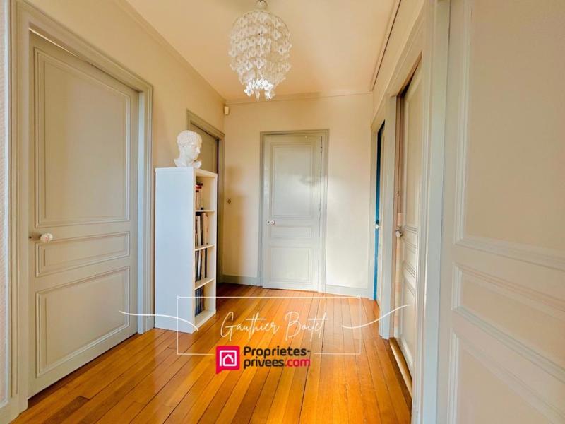 Maison - 170 m² - 8 pièces