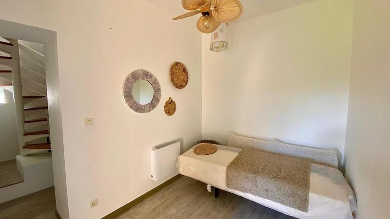 Propriété - 105 m² - 10 pièces