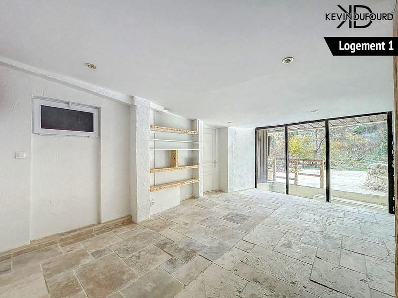 Mas - 160 m² - 9 pièces