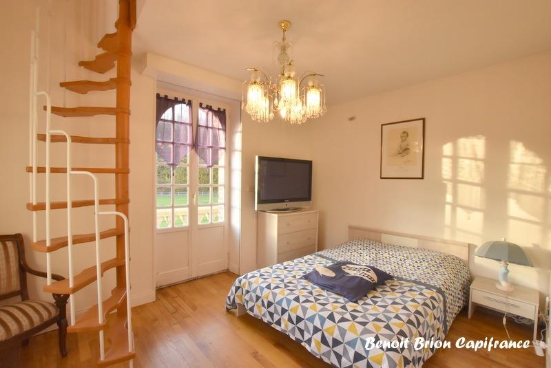 Maison - 190 m² - 6 pièces