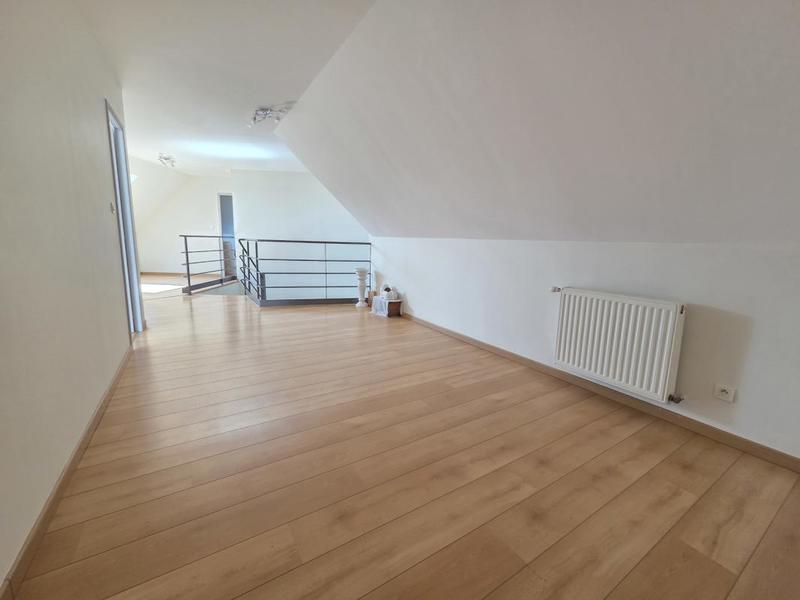 Pavillon - 220 m² - 9 pièces