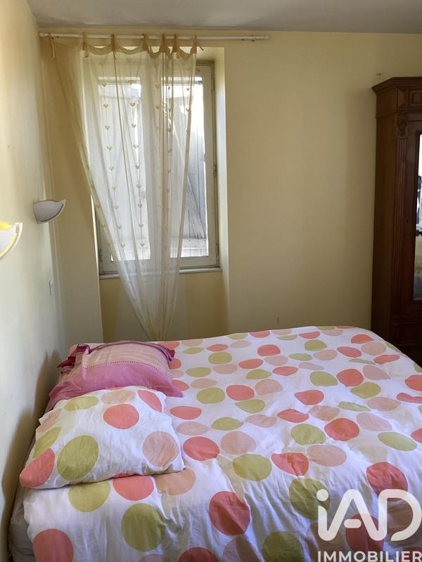 Maison - 600 m² - 8 pièces