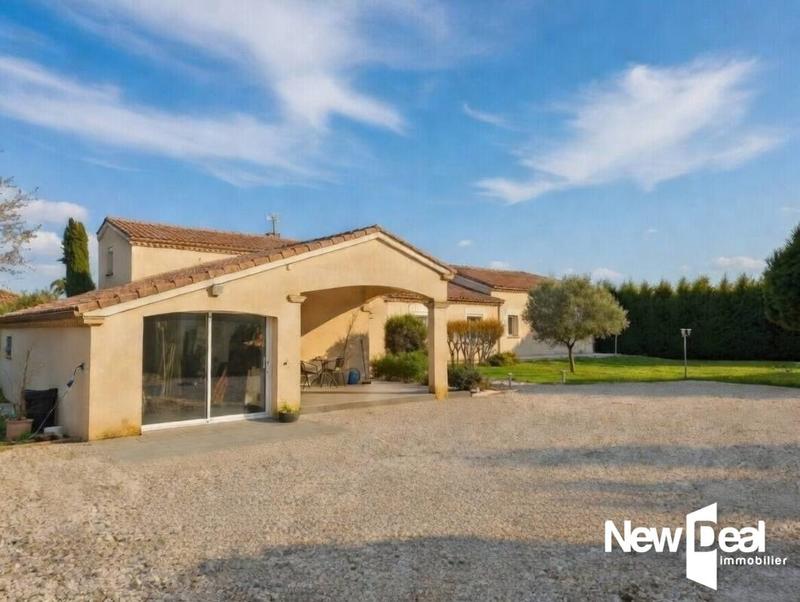 Villa - 220 m² - 7 pièces