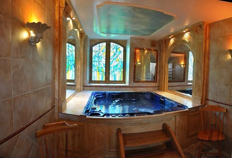 Manoir - 2 000 m² - 35 pièces