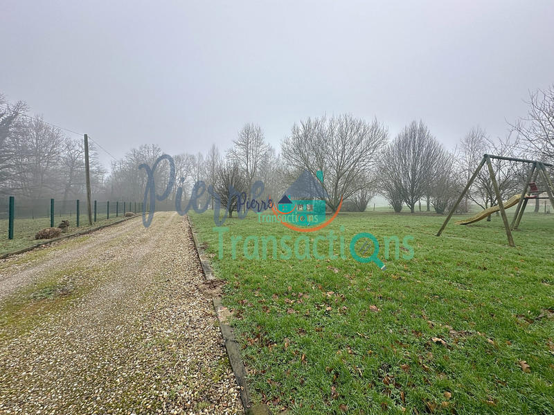 Maison - 235 m² - 7 pièces