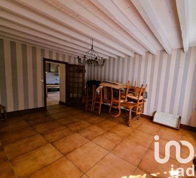 Maison - 211 m² - 8 pièces